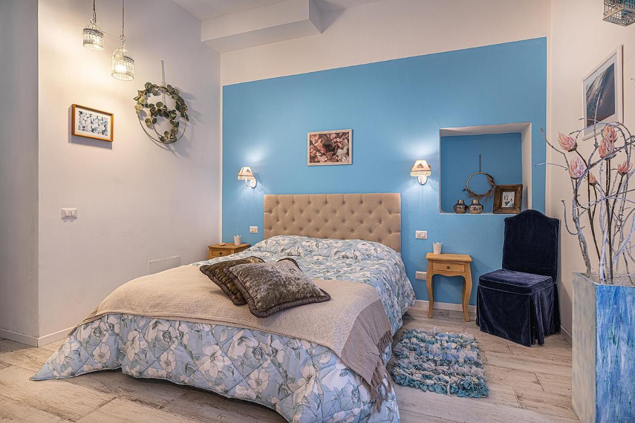 White & Gold Suite Verona — Photos 3
